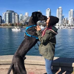 Meet your Posher, Elizabeth